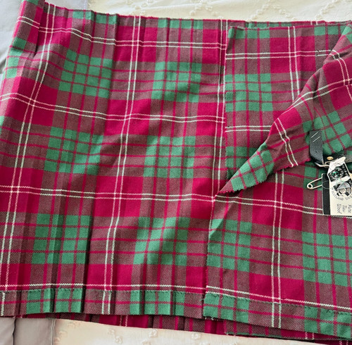 Pure new wool woven - new,